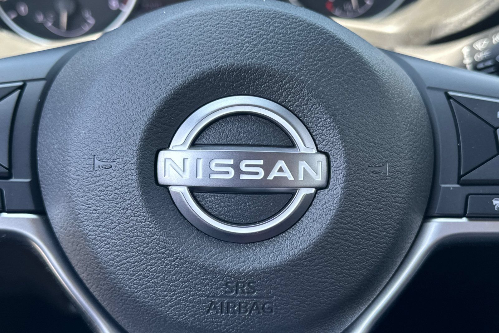 Used 2025 Nissan Sentra SR w/ Trunk Package FWD image 39