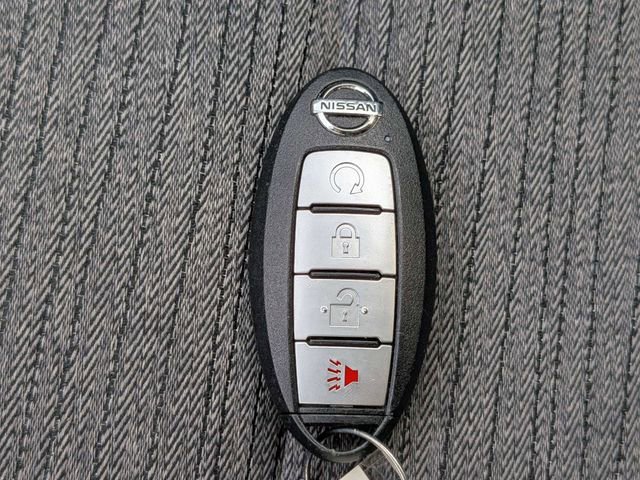 Used 2021 Nissan Rogue SV image 28