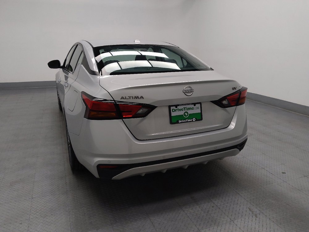 Used 2024 Nissan Altima 2.5 SV image 6