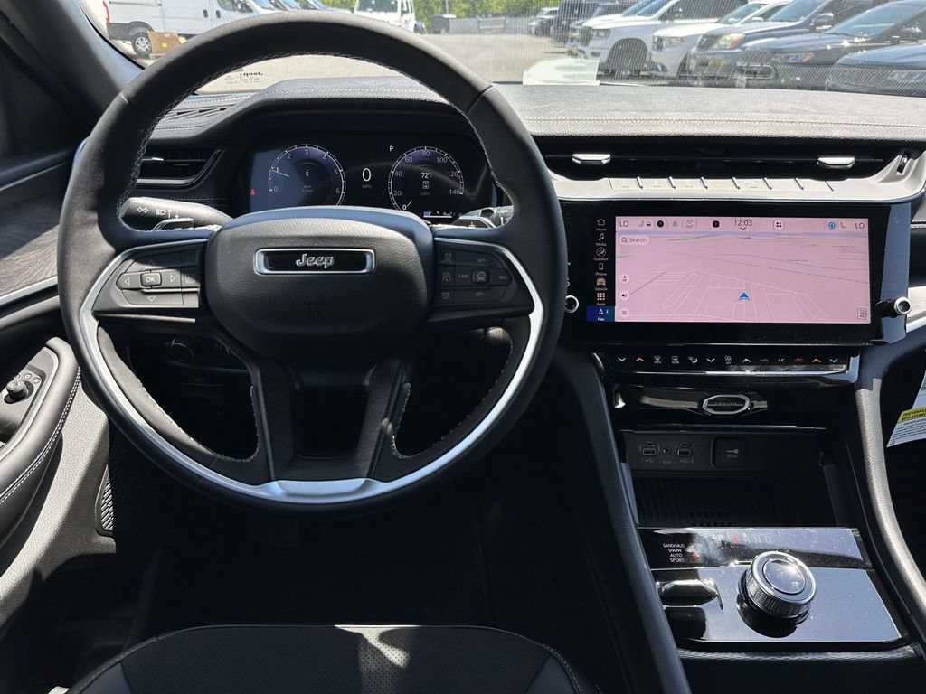 New 2026 Jeep Grand Cherokee Altitude AWD/4WD image 17