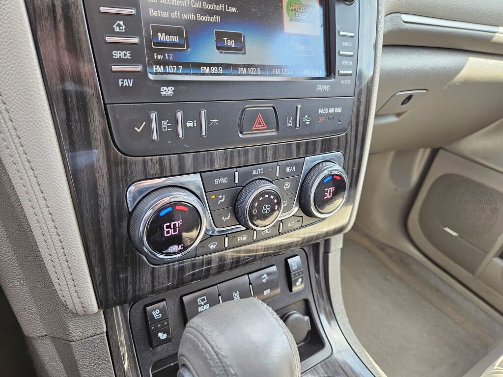 Used 2014 Chevrolet Traverse LTZ AWD/4WD image 29