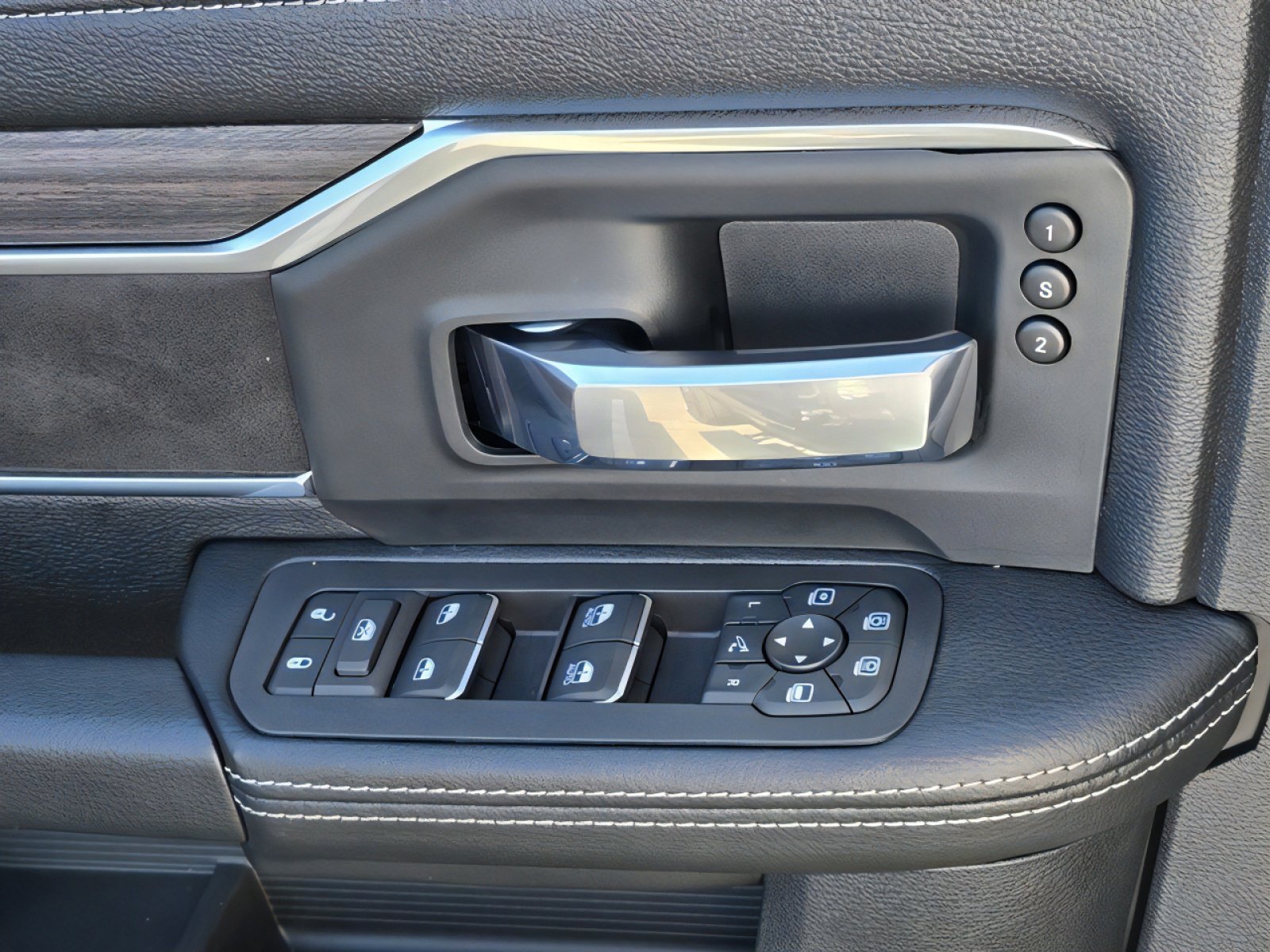 New 2026 RAM 2500 Laramie image 14