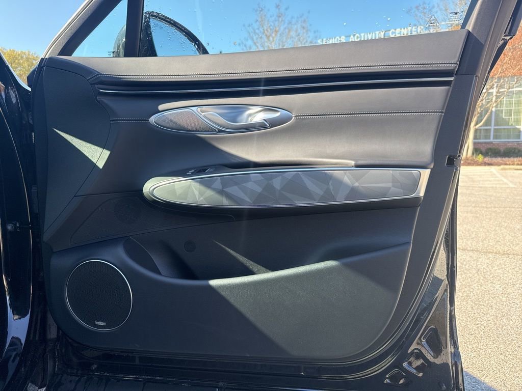 Certified 2024 Genesis GV70 3.5T Sport w/ Sport Advanced Package image 35