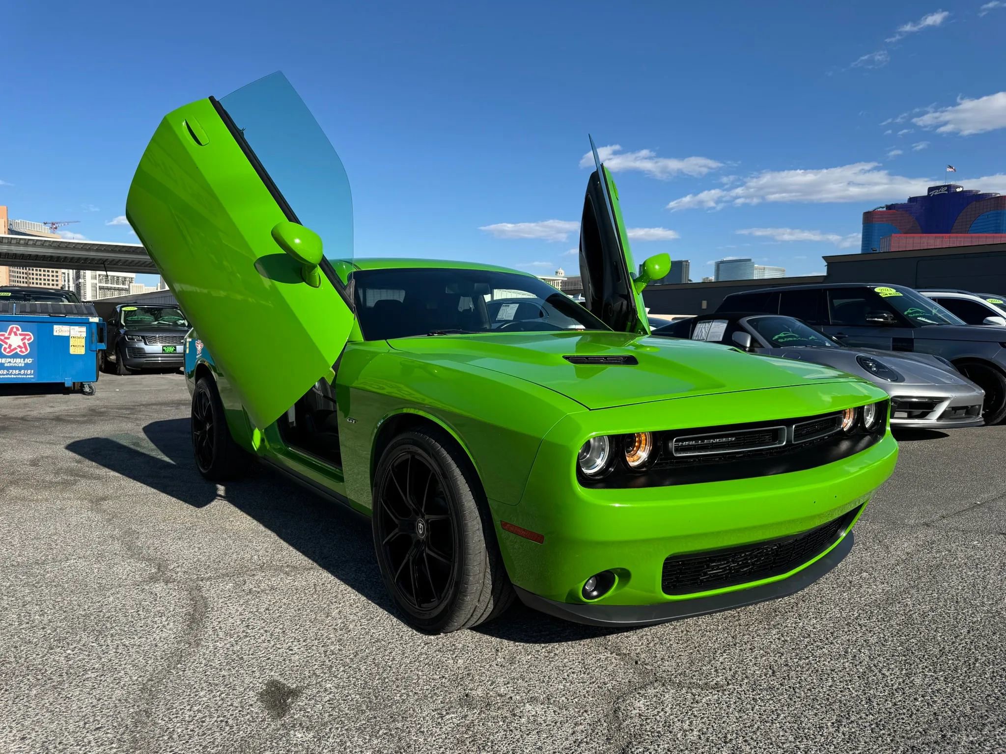 Used 2017 Dodge Challenger GT w/ Driver Convenience Group AWD/4WD image 4