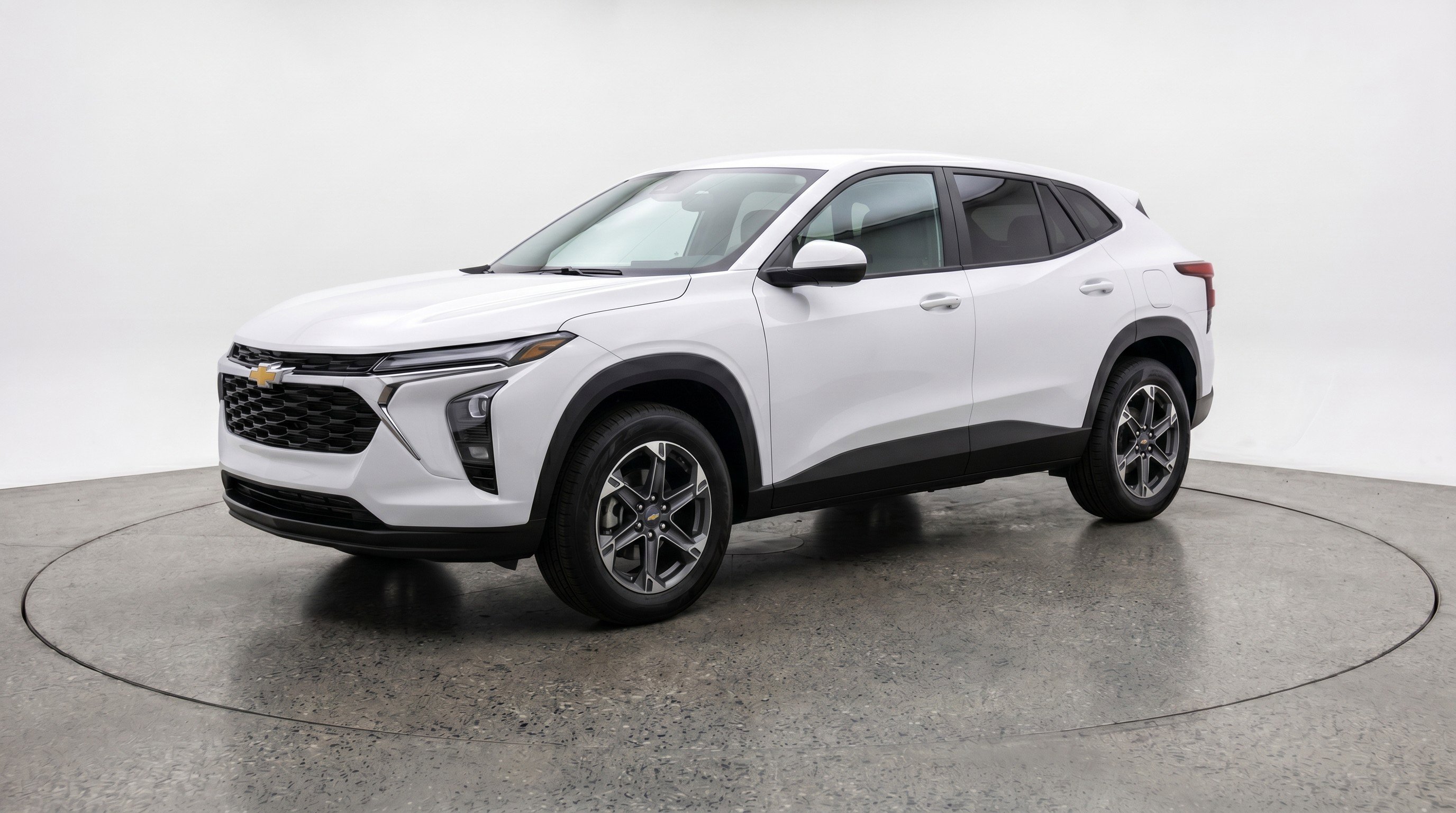 Used 2025 Chevrolet Blazer LT FWD image 3