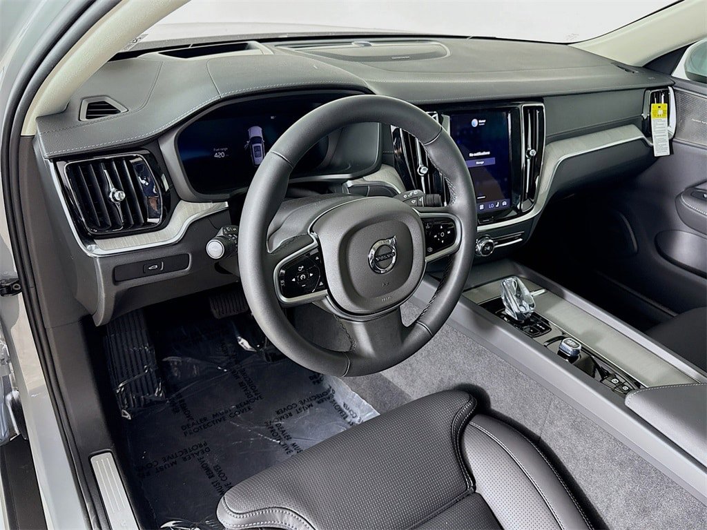 Certified 2026 Volvo V60 B5 Cross Country Ultra w/ Climate Package AWD/4WD image 9