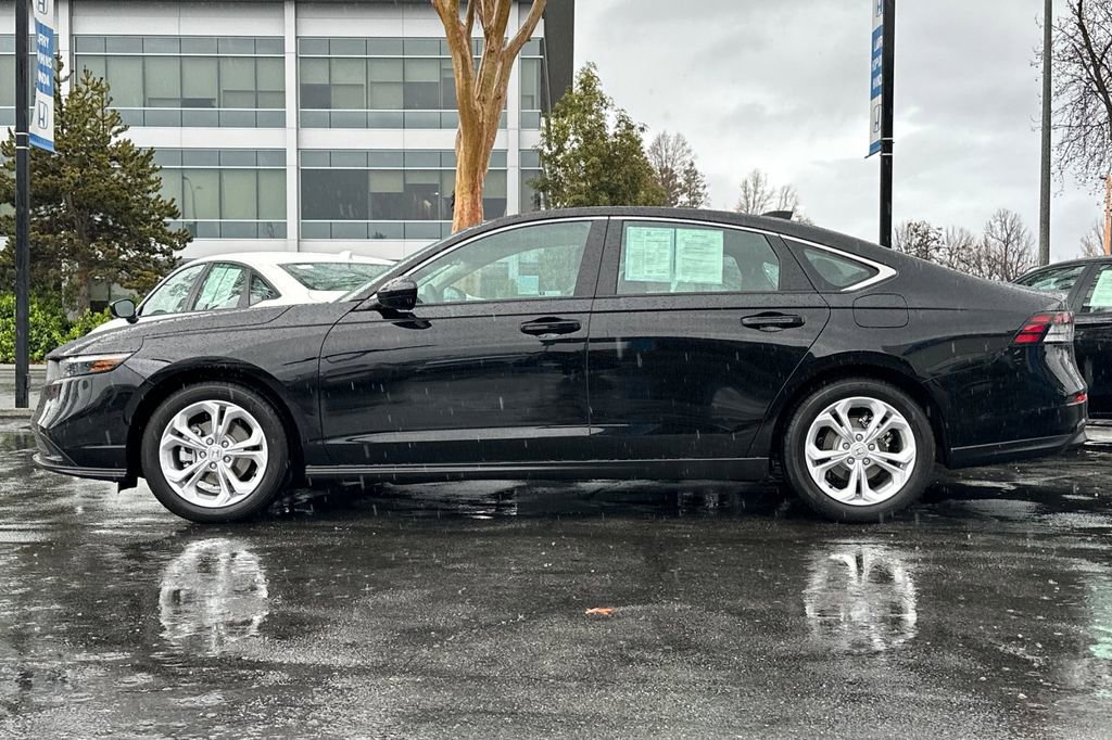 Certified 2025 Honda Accord LX image 6