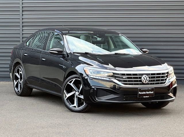 Used 2020 Volkswagen Passat 2.0T R-Line FWD image 9