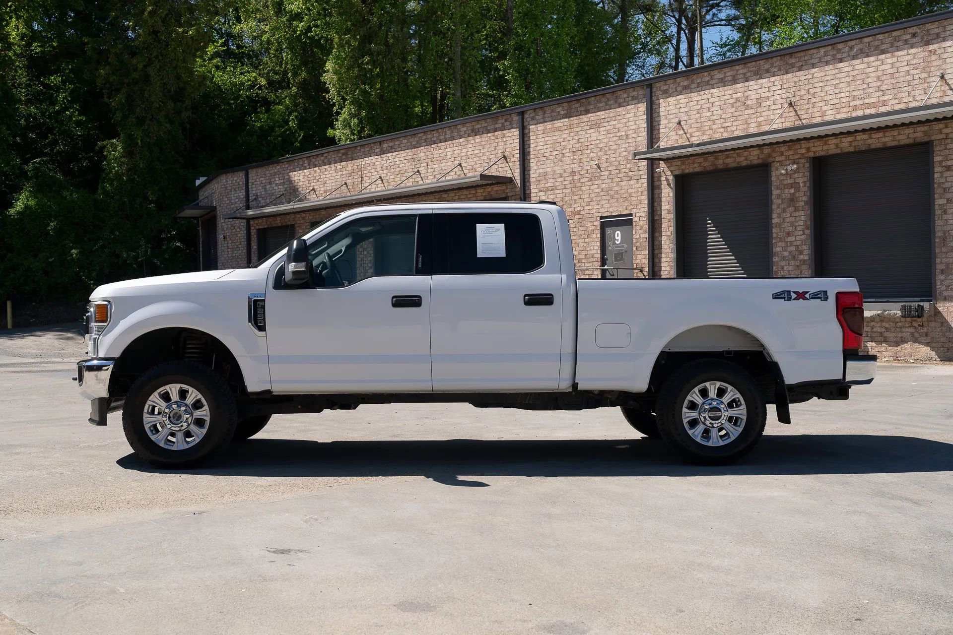 Used 2020 Ford F250 XLT w/ XLT Value Package AWD/4WD image 4