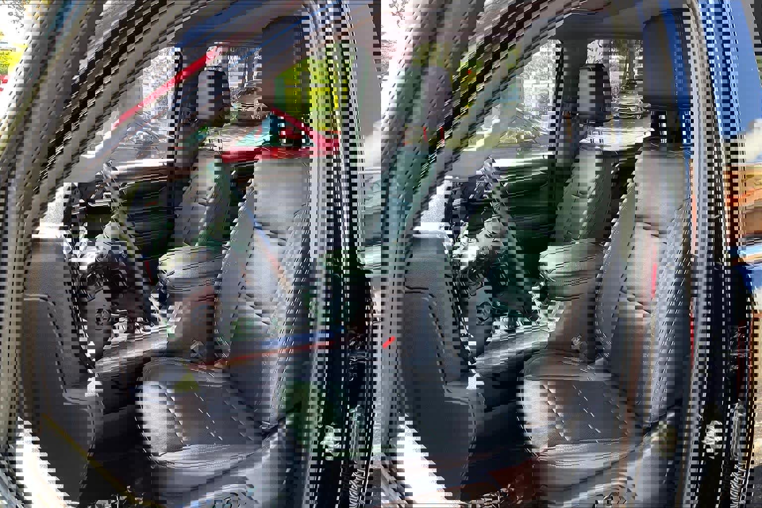 Used 2023 Chevrolet Silverado 1500 LTZ w/ LTZ Premium Package AWD/4WD image 24