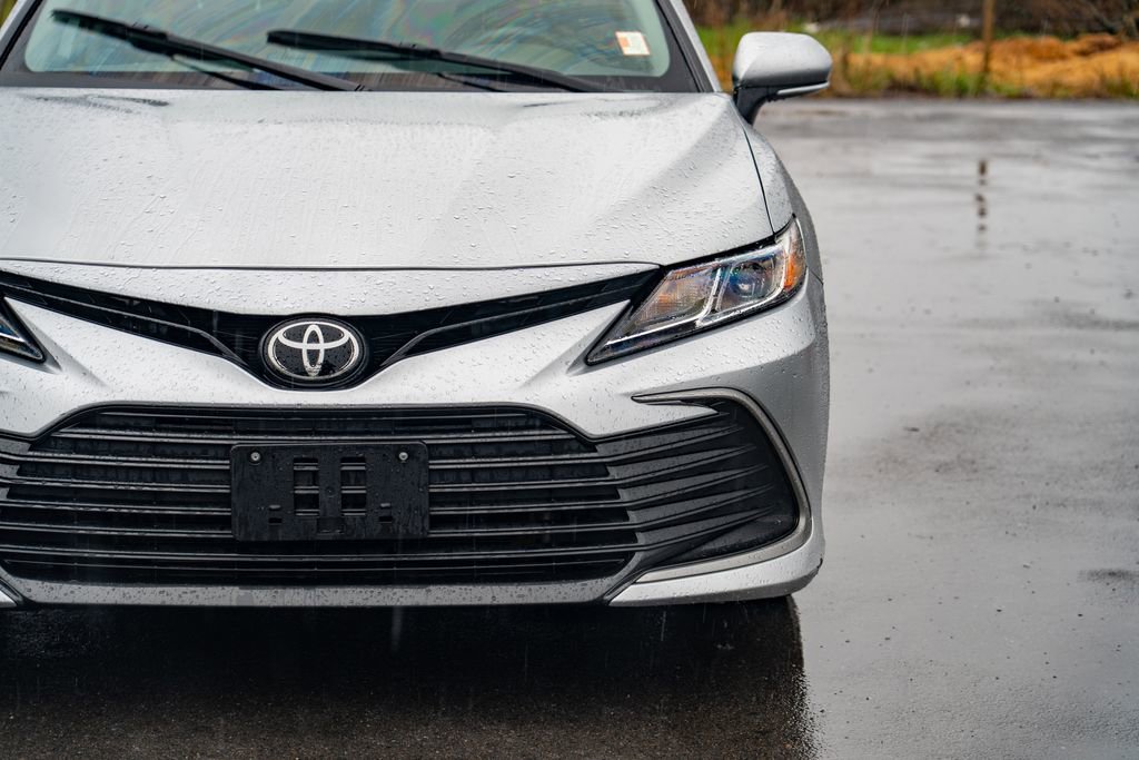 Used 2024 Toyota Camry LE w/ Cold Weather Package AWD/4WD image 5