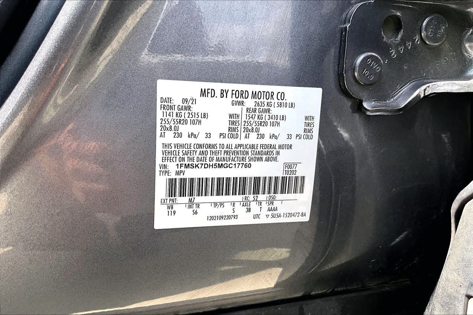 Used 2021 Ford Explorer XLT w/ Equipment Group 202A RWD image 30