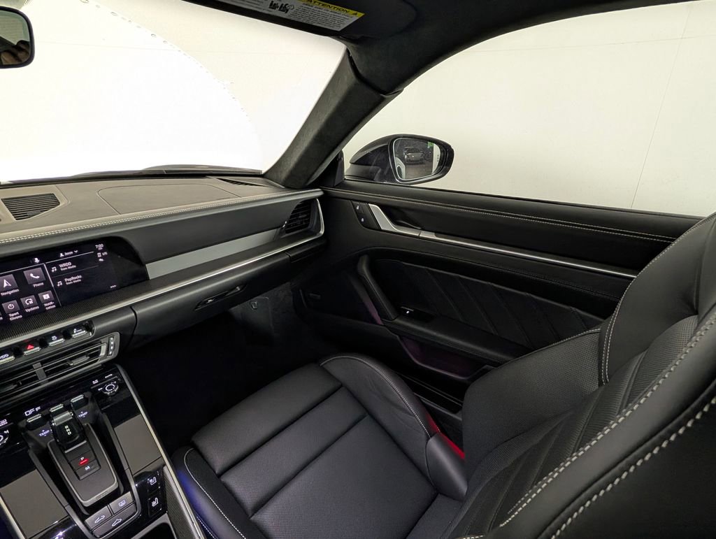 Certified 2022 Porsche 911 Turbo S AWD/4WD image 22