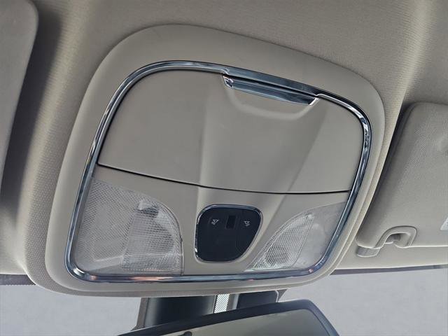 Certified 2016 Jeep Cherokee High Altitude image 29