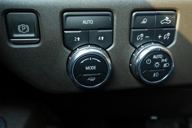 Used 2022 GMC Sierra 1500 SLT w/ SLT Convenience Package image 23