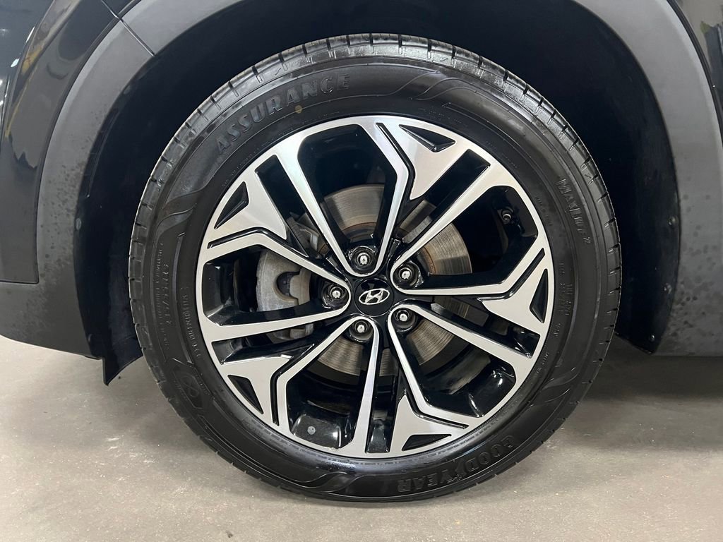 Used 2020 Hyundai Santa Fe SEL image 17