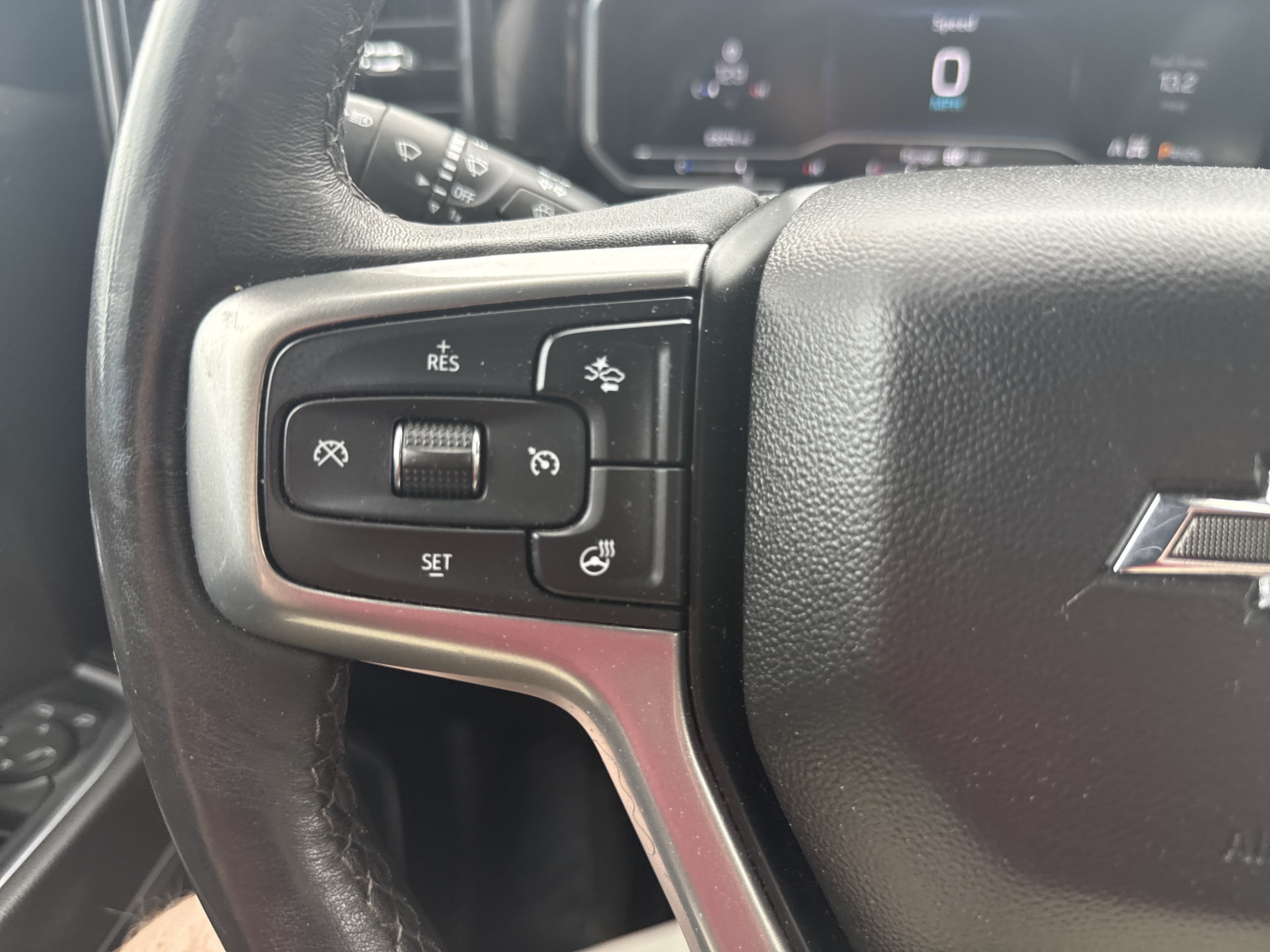 Used 2022 Chevrolet Silverado 1500 RST w/ Z71 Off-Road Package AWD/4WD image 19
