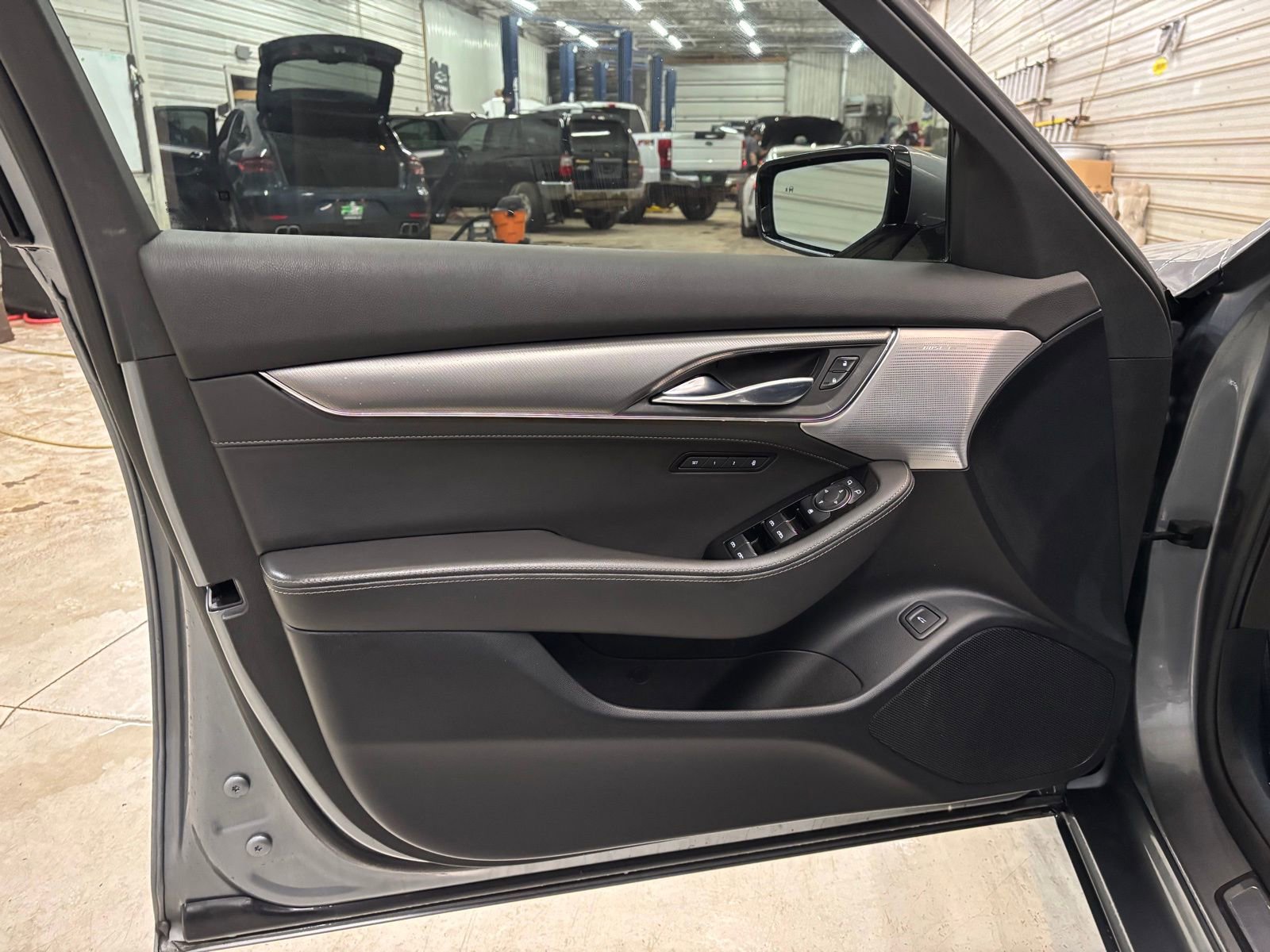 Used 2020 Cadillac CT5 Premium Luxury AWD/4WD image 11