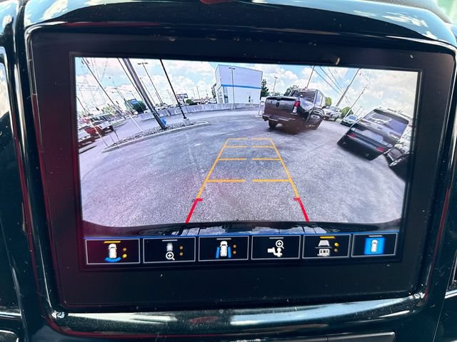 Certified 2023 Chevrolet Traverse LT w/ LT Premium Package AWD/4WD image 17