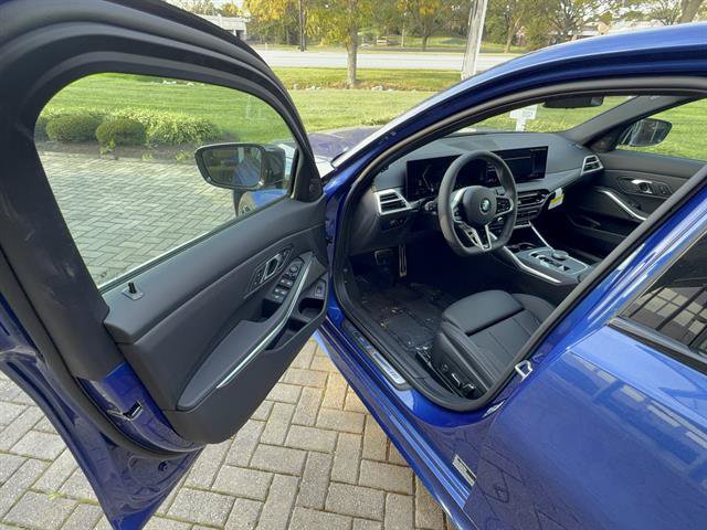 New 2026 BMW 330i xDrive Sedan w/ M Sport Package AWD/4WD image 8