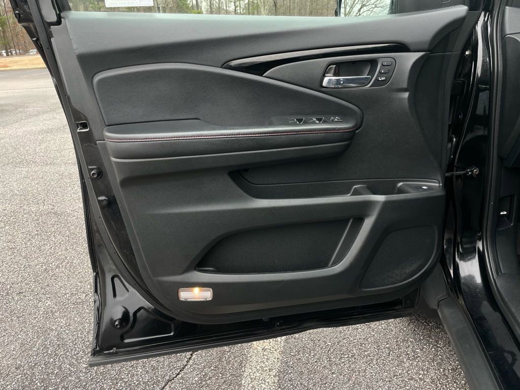 Certified 2023 Honda Ridgeline Black Edition image 24