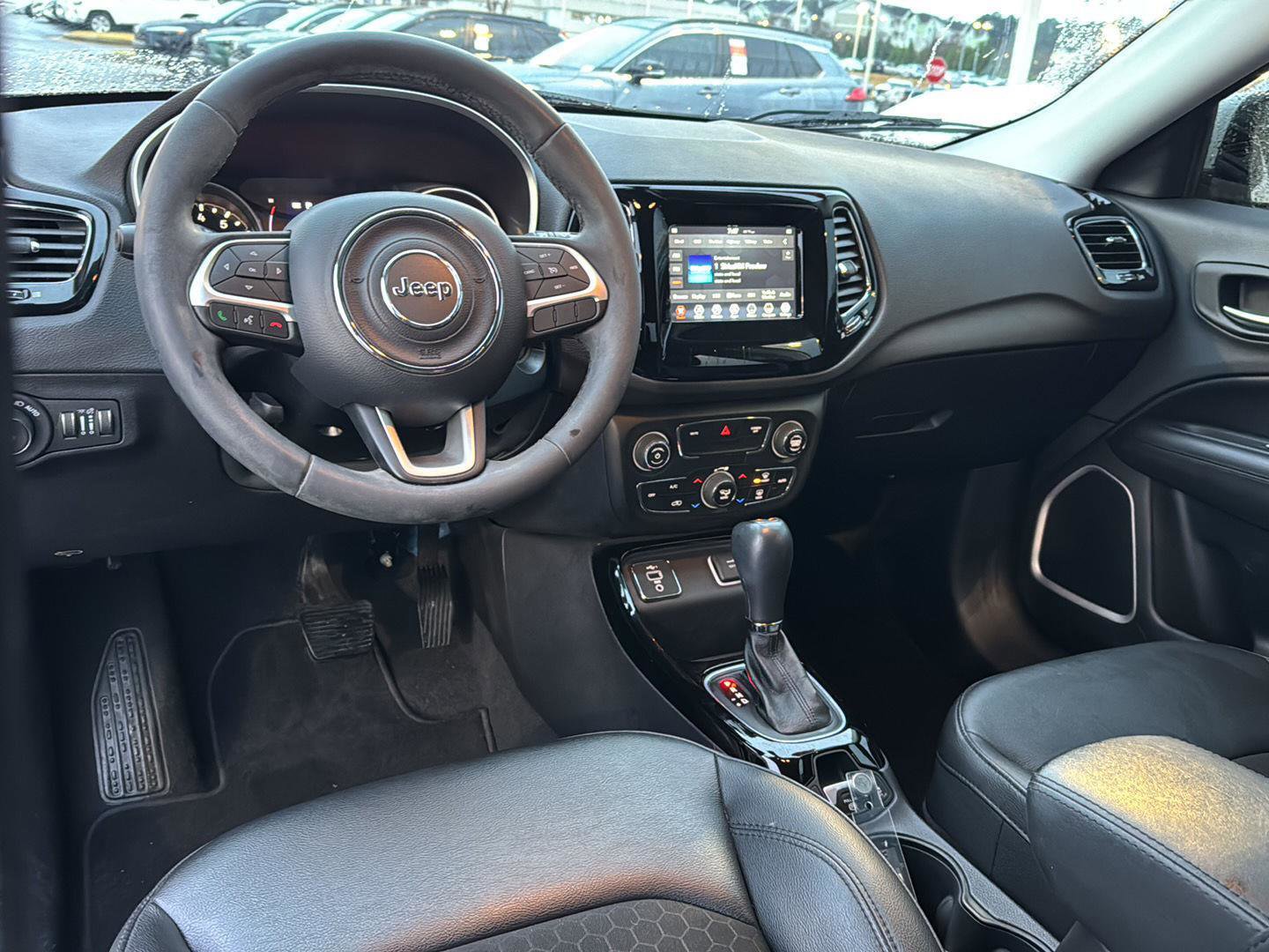 Used 2021 Jeep Compass Latitude image 16