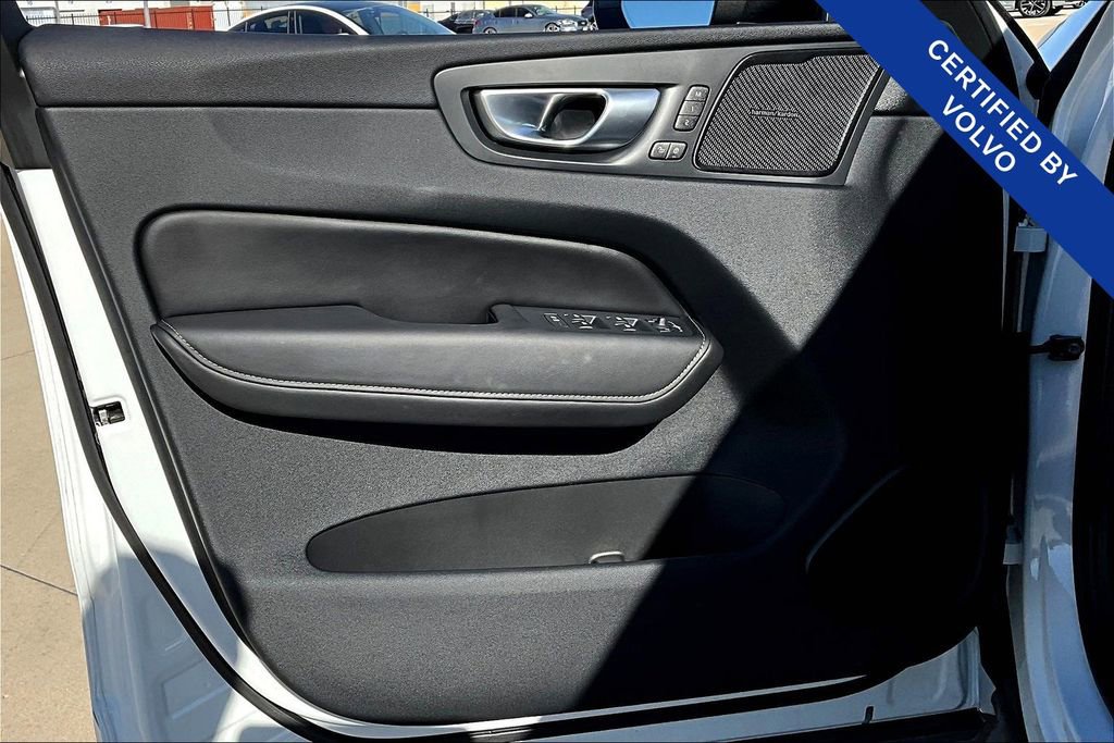 Used 2024 Volvo XC60 T8 Ultimate w/ Protection Package Premier image 23