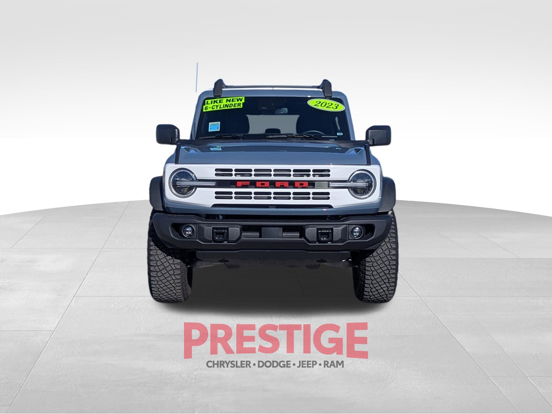 Used 2023 Ford Bronco Heritage Edition AWD/4WD image 3