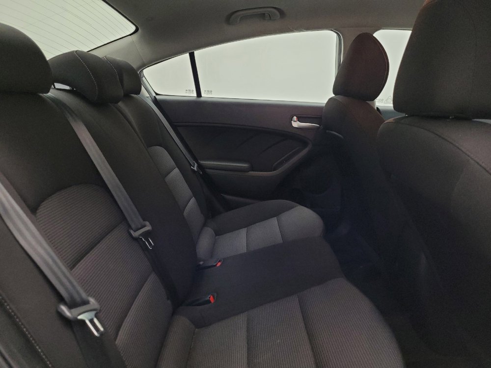 Used 2018 Kia Forte LX FWD image 19