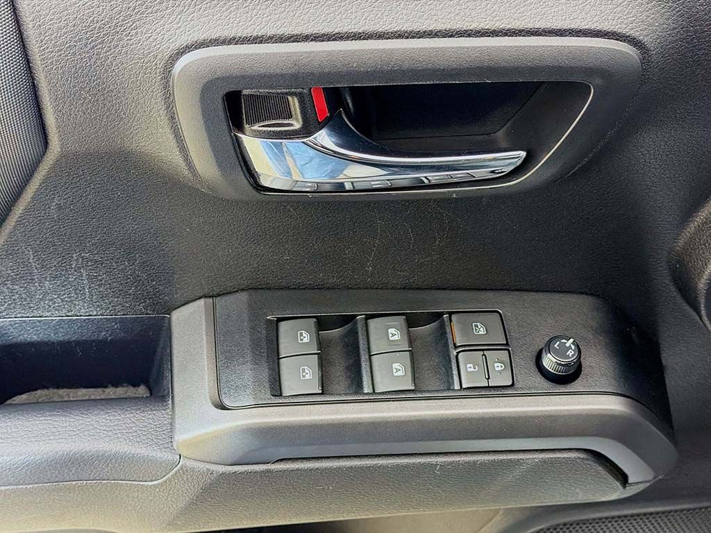 Used 2023 Toyota Tacoma TRD Sport image 25