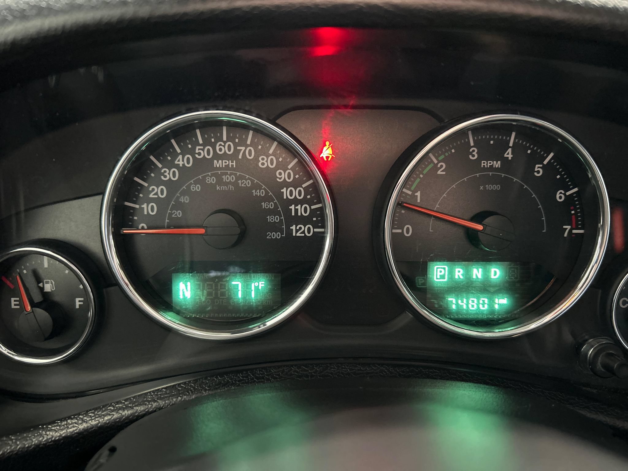 Used 2017 Jeep Wrangler Unlimited Sahara AWD/4WD image 16