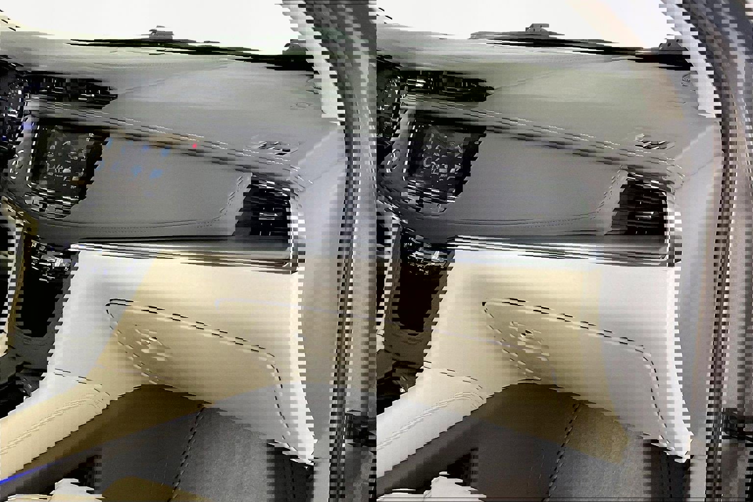 Used 2017 Cadillac XT5 Premium Luxury image 17