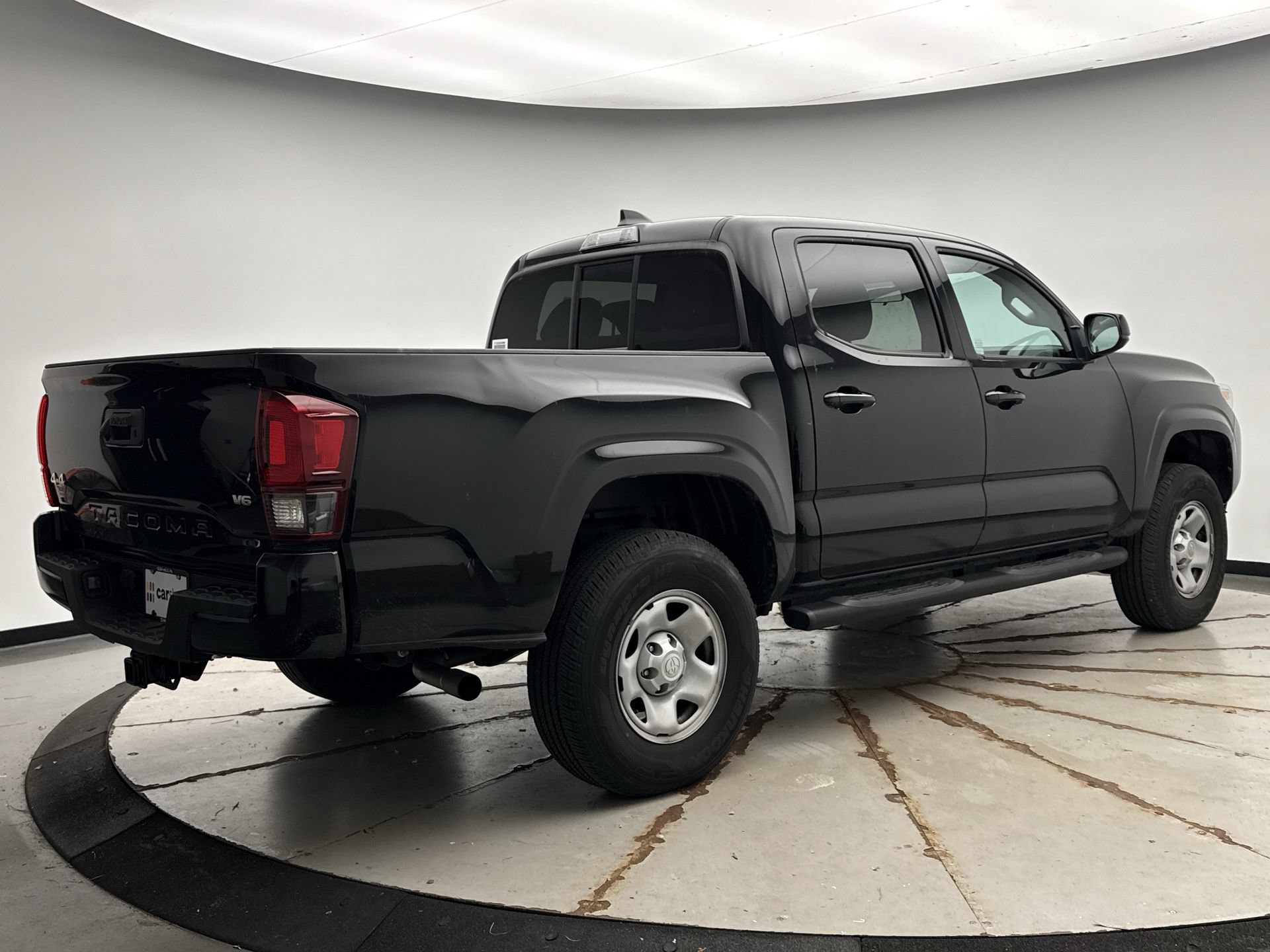 Used 2023 Toyota Tacoma SR AWD/4WD image 5