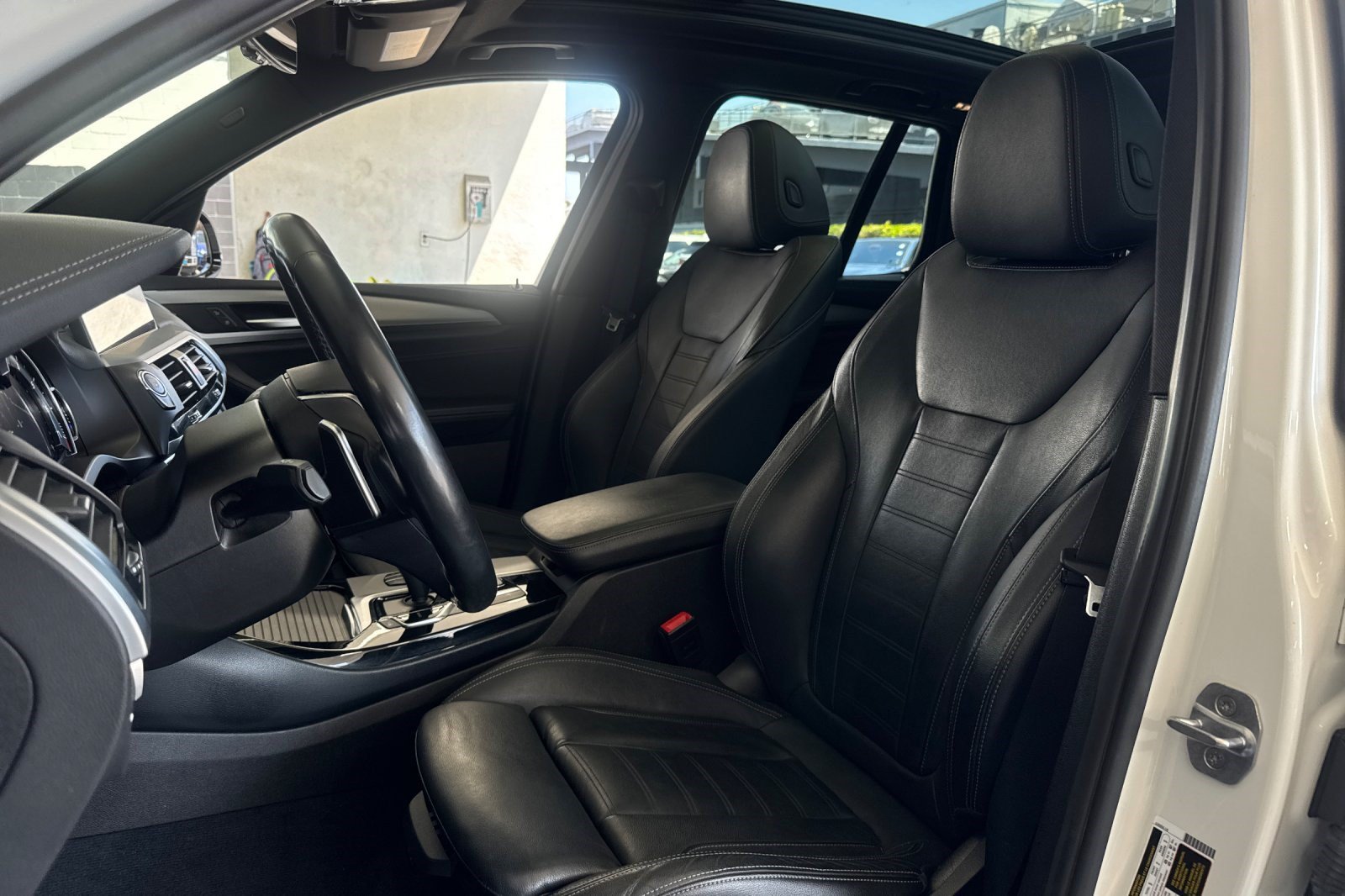 Used 2018 BMW X3 xDrive30i AWD/4WD image 5