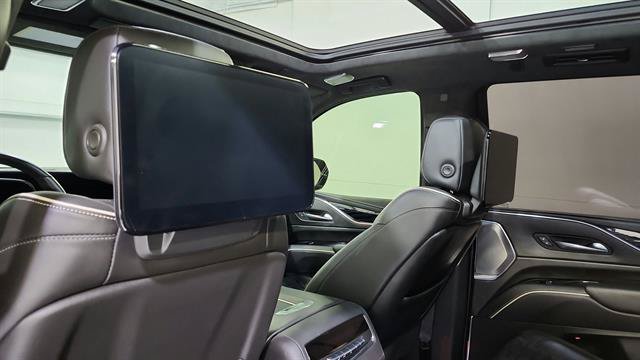 Used 2023 Cadillac Escalade V AWD/4WD image 24
