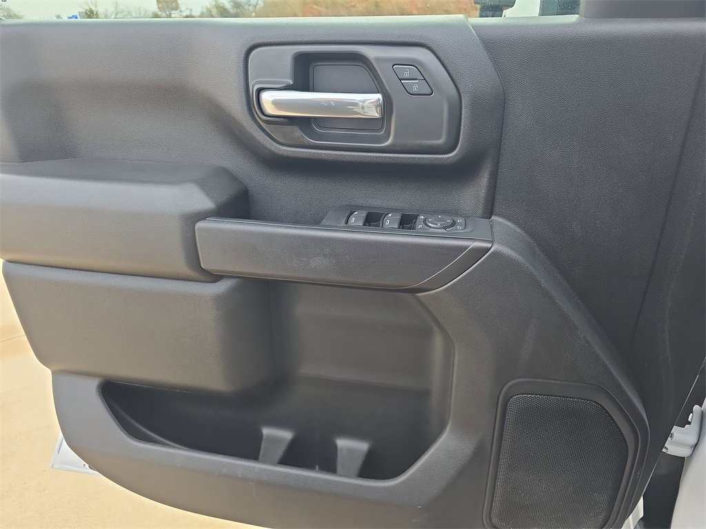 Used 2024 Chevrolet Silverado 2500 Custom w/ Custom Value Package image 27