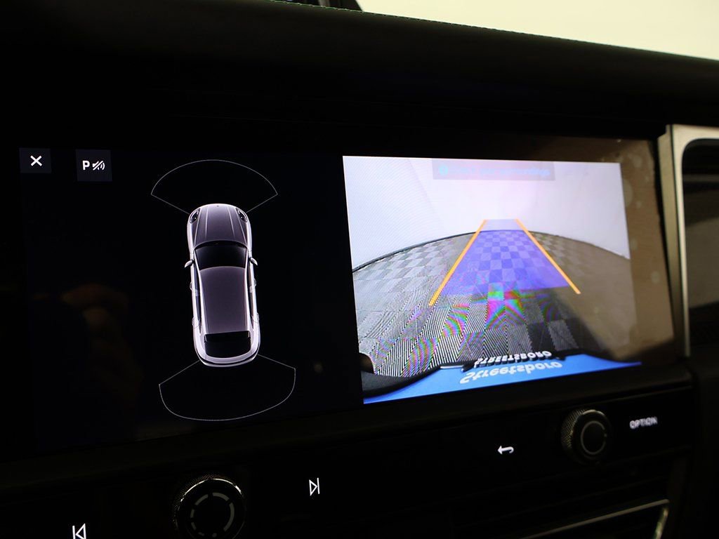 Used 2024 Porsche Macan GTS image 47