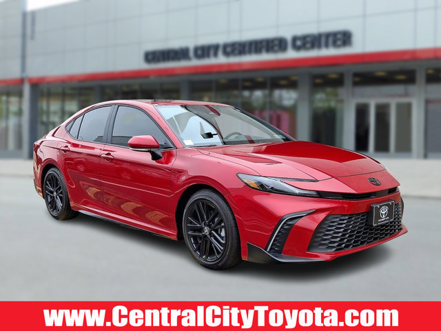 Used 2026 Toyota Camry SE w/ Convenience Package FWD image 1