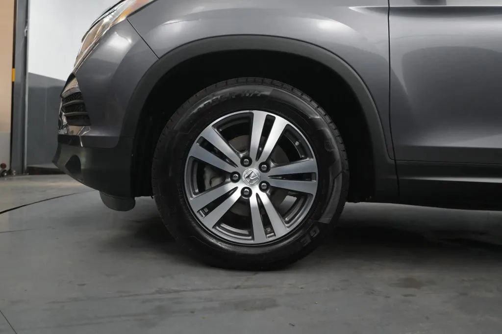 Used 2017 Honda Pilot EX-L image 10