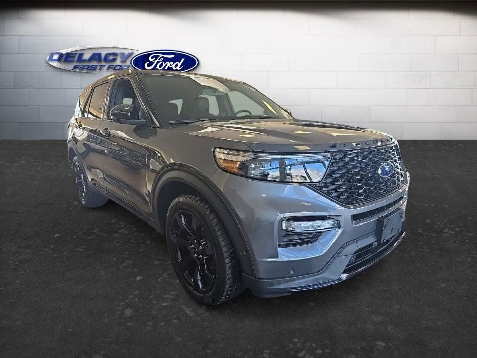 Used 2022 Ford Explorer ST w/ Equipment Group 401A image 9