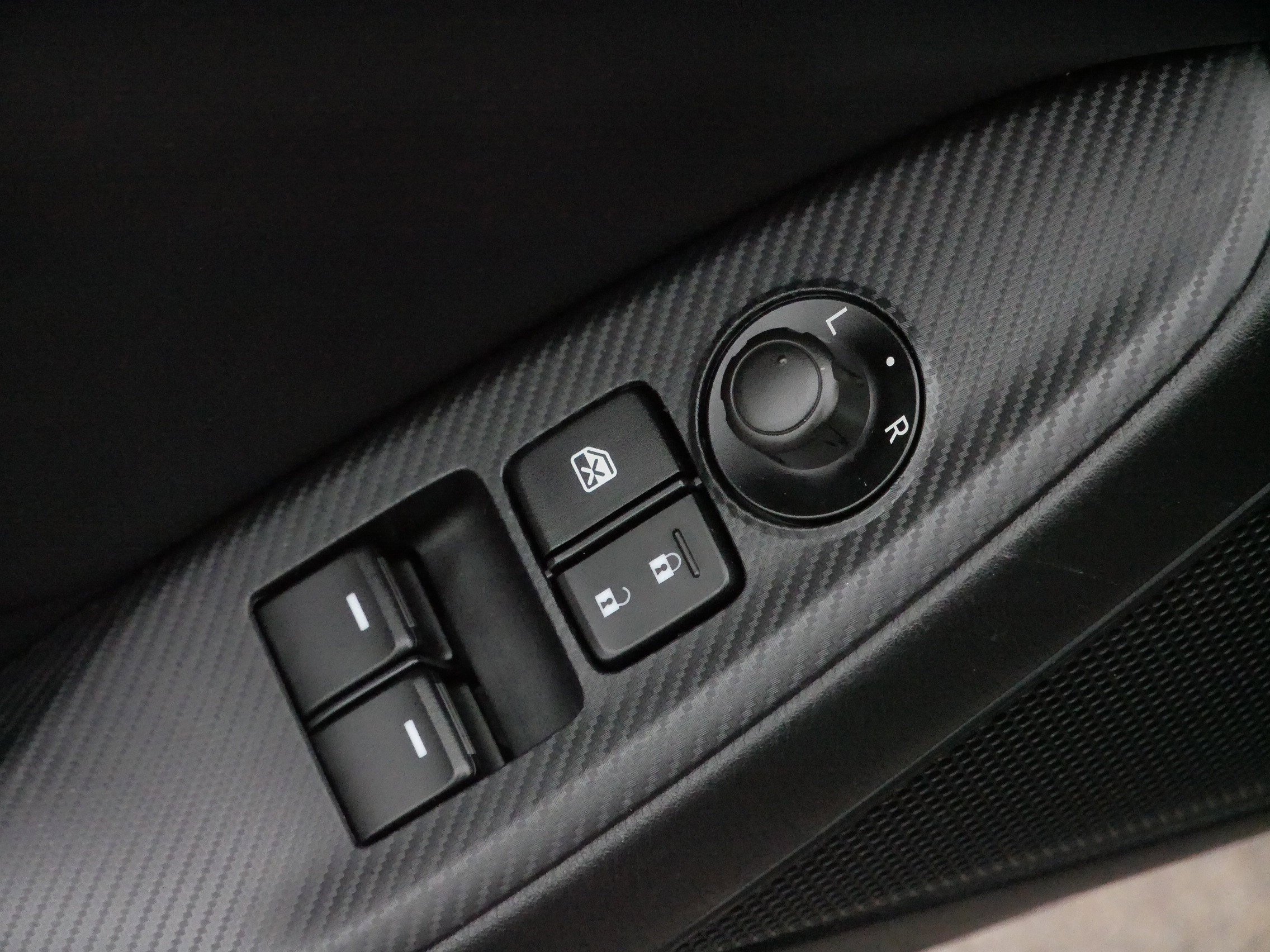 Used 2016 MAZDA MX-5 Miata Club image 19