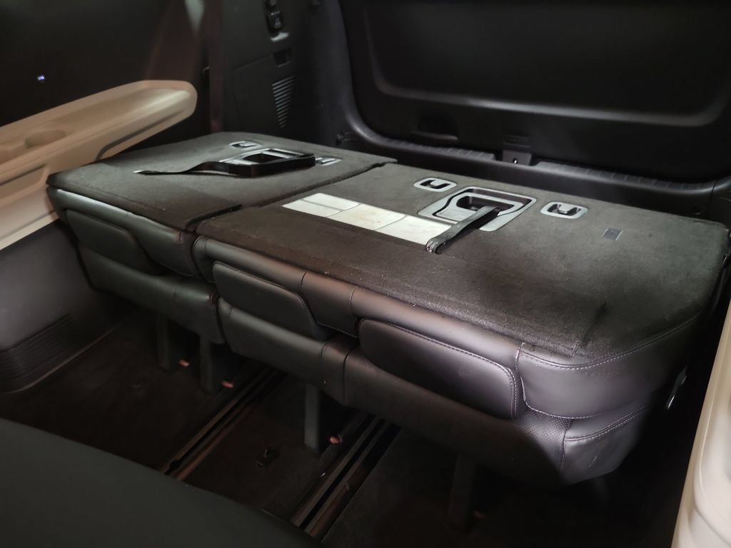 Used 2022 Kia Carnival SX FWD image 21