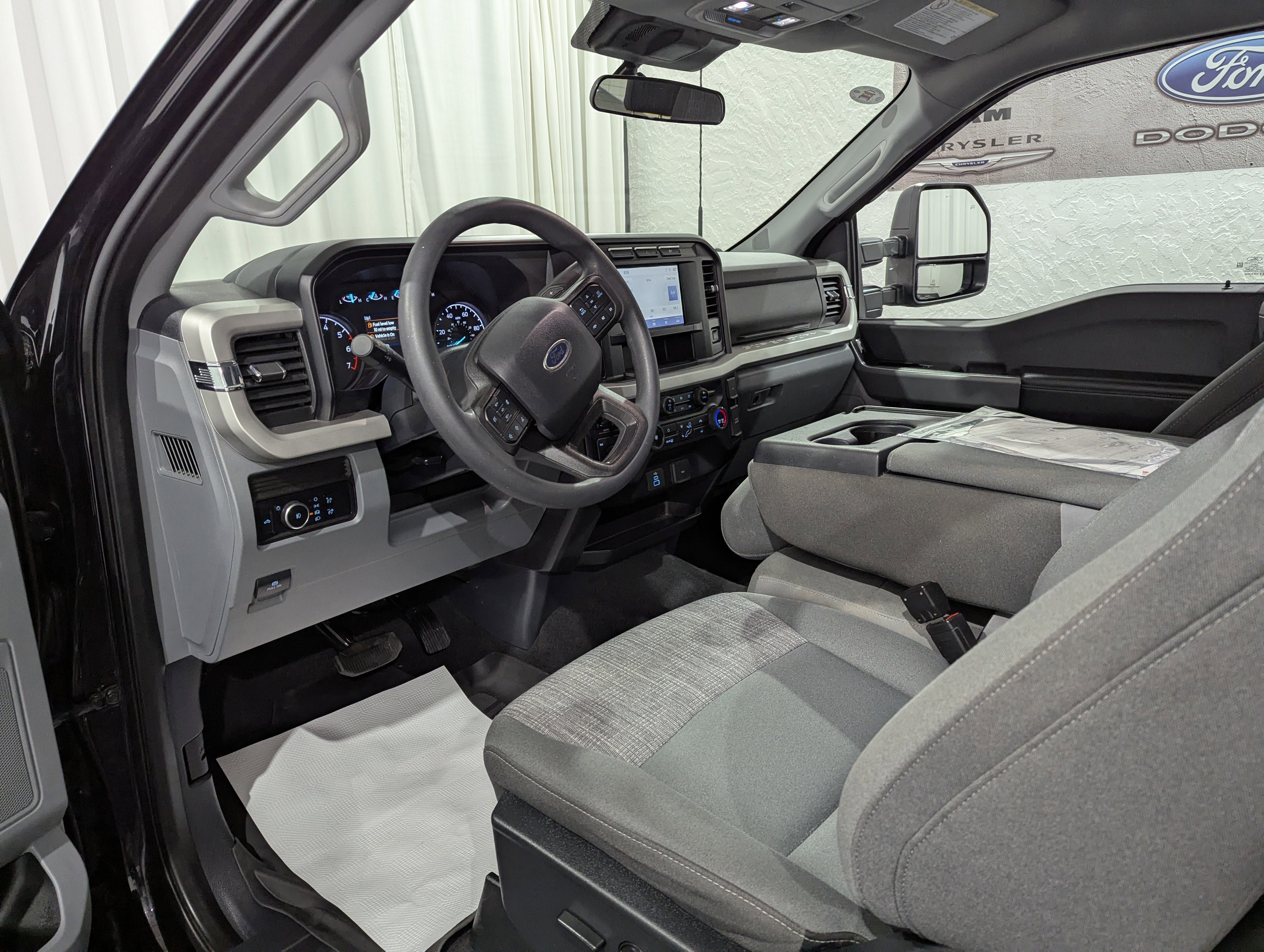 Used 2024 Ford F350 XLT AWD/4WD image 15