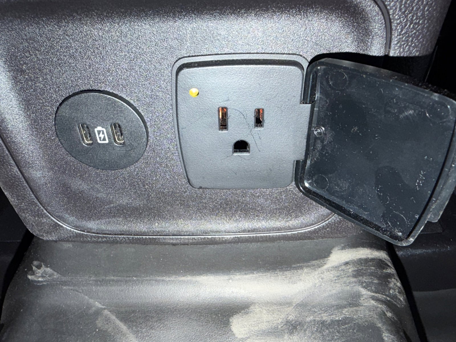 Used 2025 Ford Bronco Sport Badlands image 46