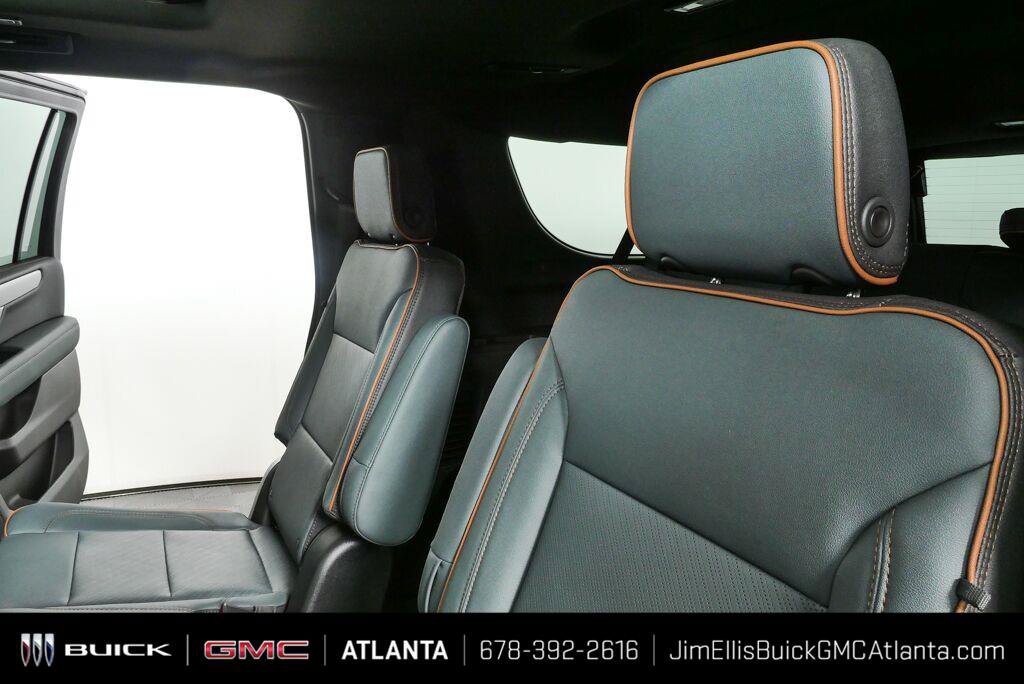 New 2026 GMC Yukon XL AT4 w/ AT4 Premium Plus Package AWD/4WD image 22