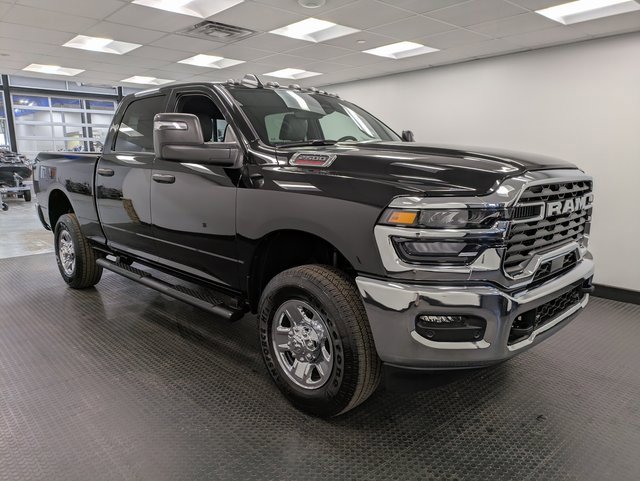 Used 2025 RAM 2500 Tradesman image 3