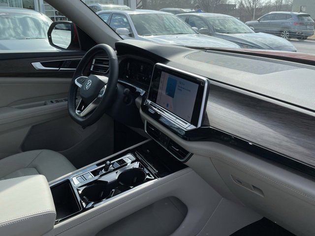 New 2025 Volkswagen Atlas SEL image 30