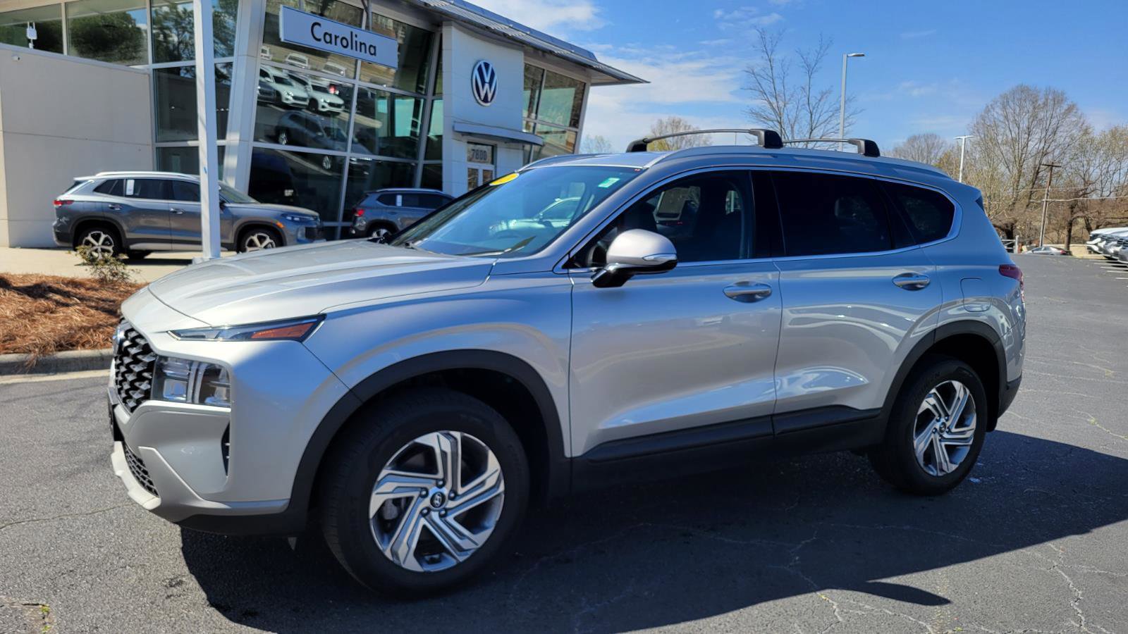 Used 2023 Hyundai Santa Fe SEL image 1