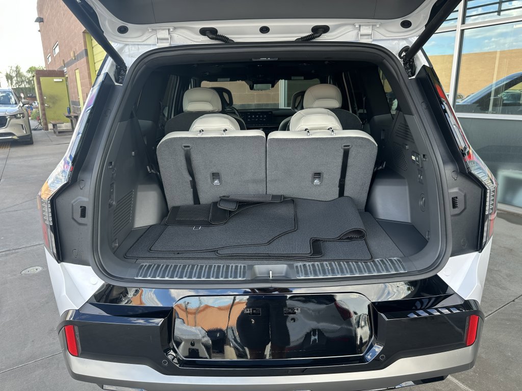 Used 2025 Kia EV9 GT-Line image 36