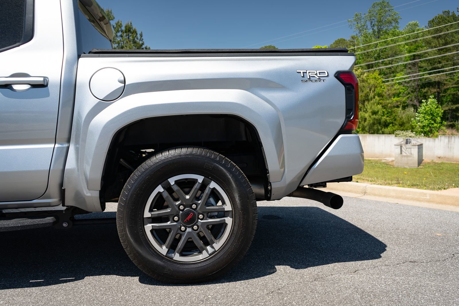 Used 2025 Toyota Tacoma TRD Sport AWD/4WD image 6